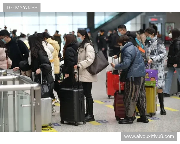 场馆运营方采用AI预测客流，动态调整开放时间与能源配置